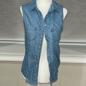 Levi’s Sleveless Top